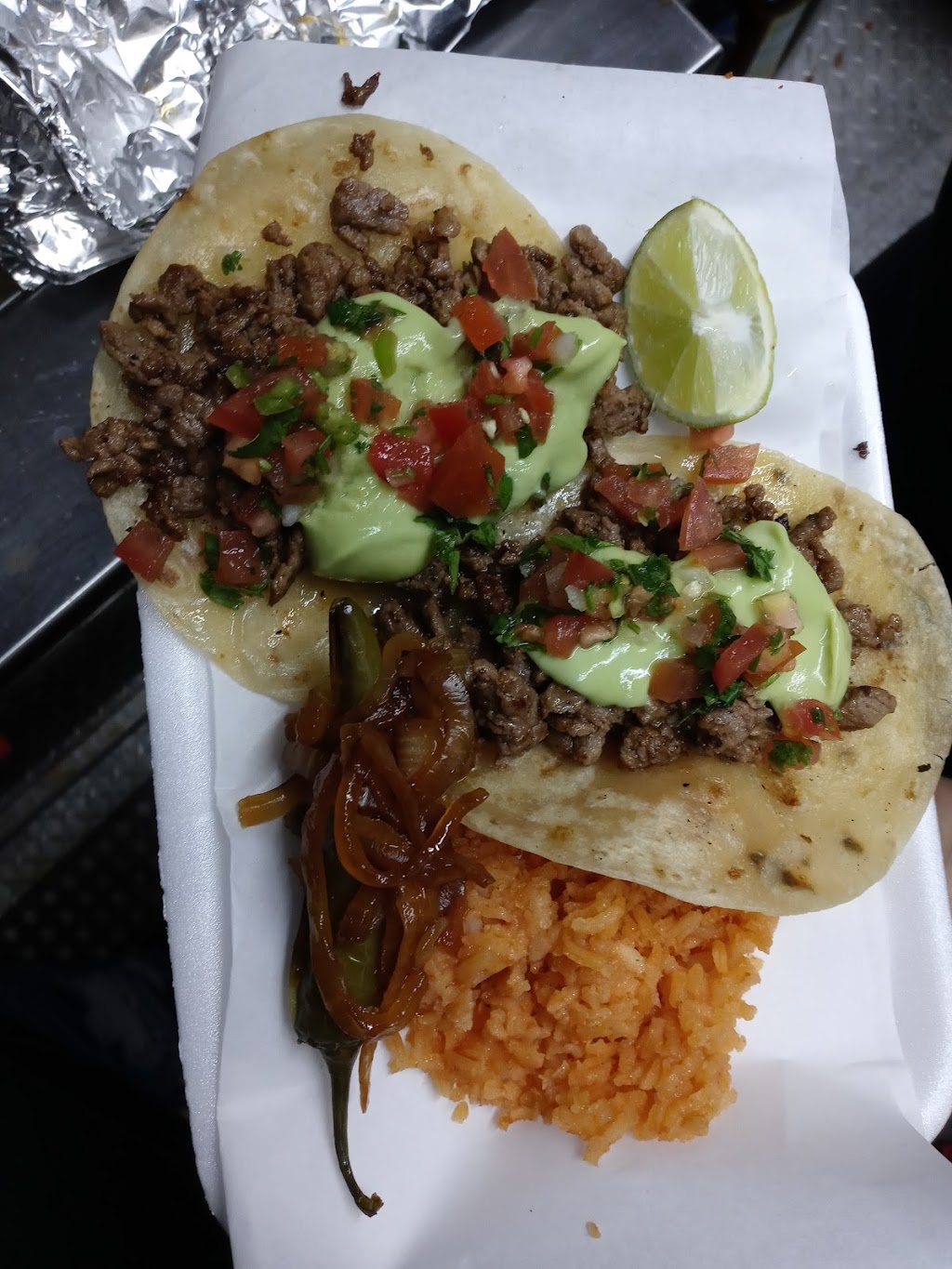 The Queens Mexican Food | restaurant | 5506 N 43rd Ave, Glendale, AZ 85301, USA | 6232652305 OR +1 623-265-2305