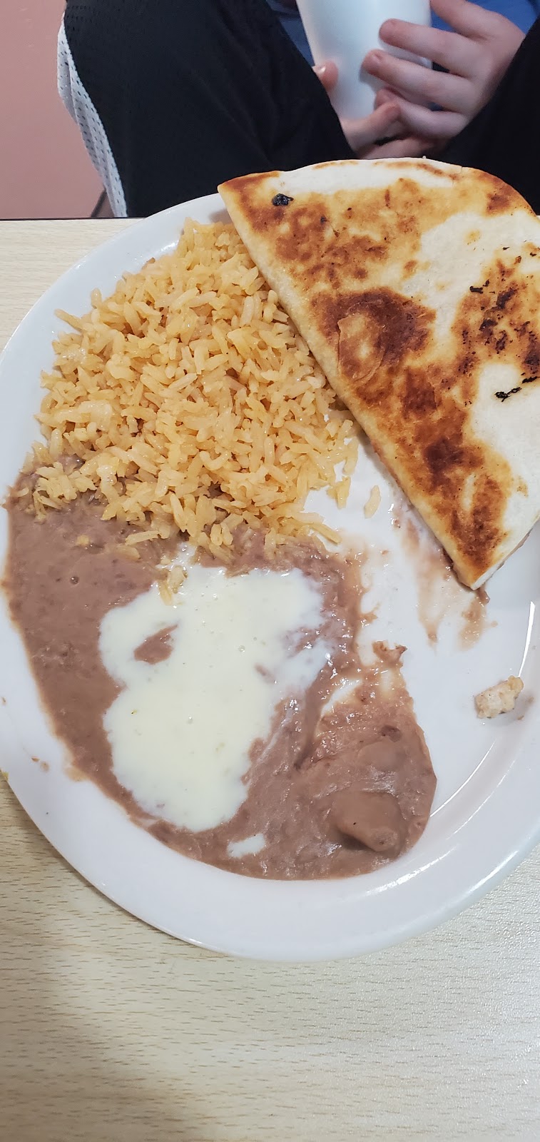 El Barrio | restaurant | 45 Camp St, Dover, AR 72837, USA | 4793311441 OR +1 479-331-1441