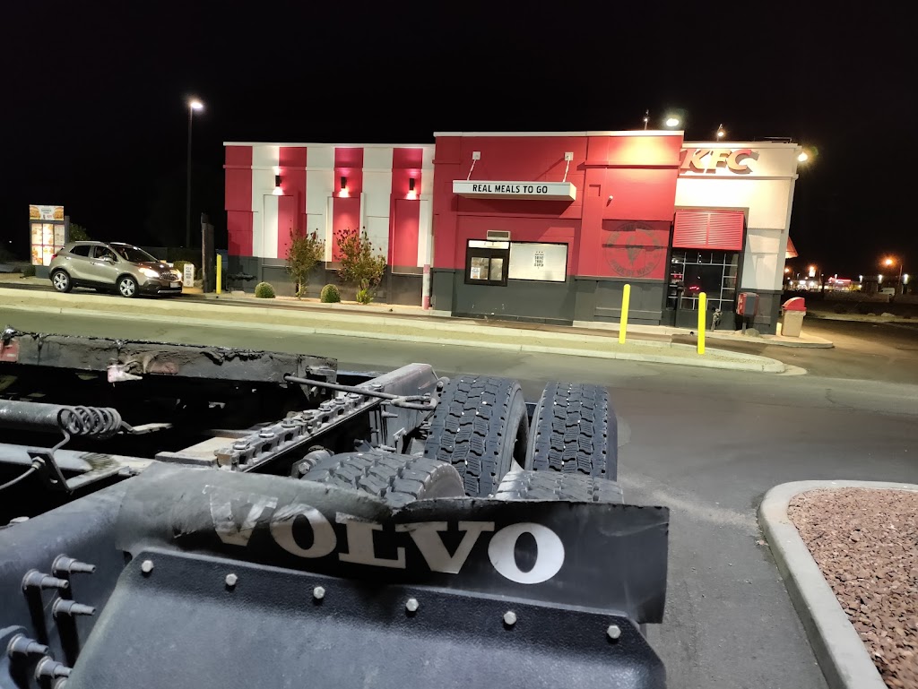 KFC | restaurant | 213 E Cole Rd, Calexico, CA 92231, USA | 7603571141 OR +1 760-357-1141