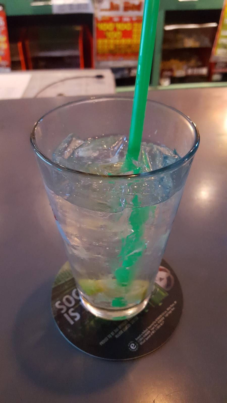 R Bar and Grill | restaurant | 17178 116th Ave SE, Renton, WA 98058, USA | 4252287811 OR +1 425-228-7811