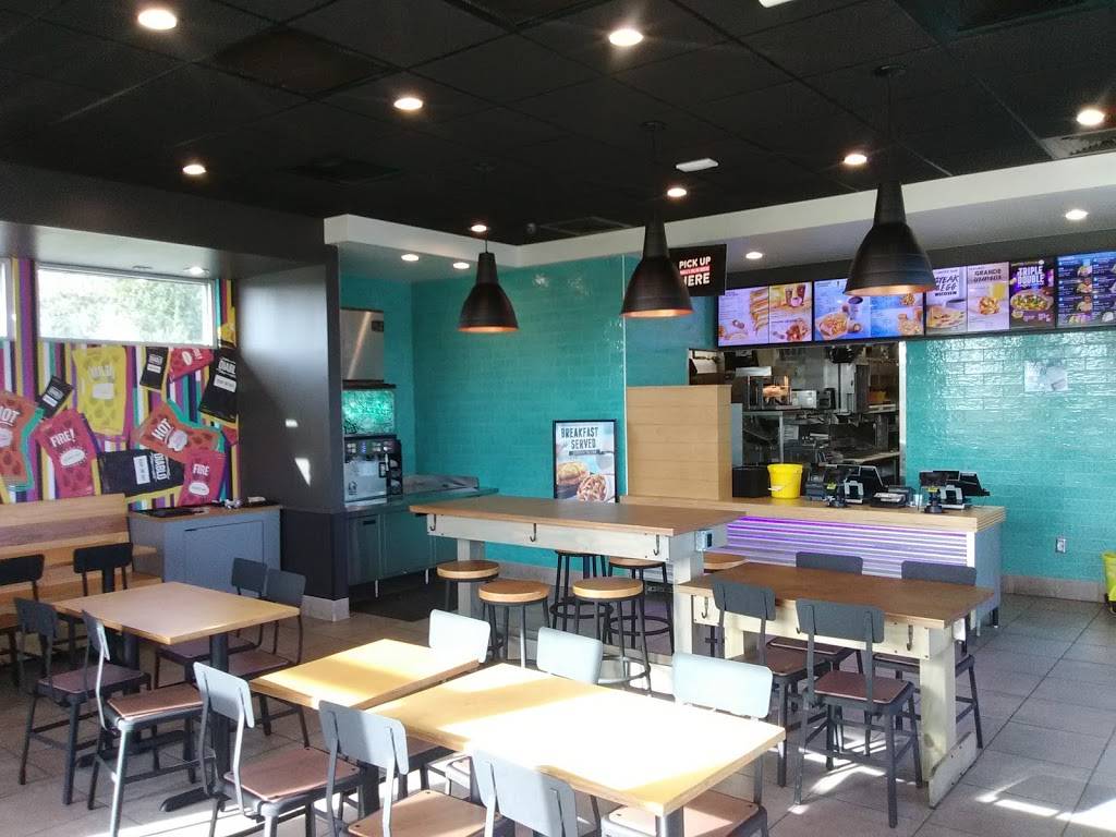 Taco Bell | meal takeaway | 3270 Pleasant Hill Rd, Kissimmee, FL 34746, USA | 3216970011 OR +1 321-697-0011
