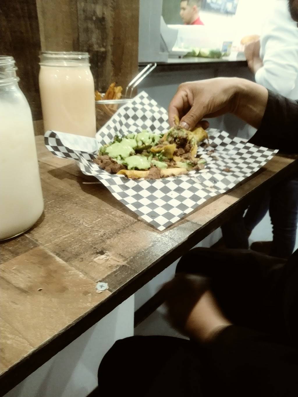 Chuco Grill | restaurant | 12210 Montwood Dr Ste 109, El Paso, TX 79928, USA | 9152598445 OR +1 915-259-8445