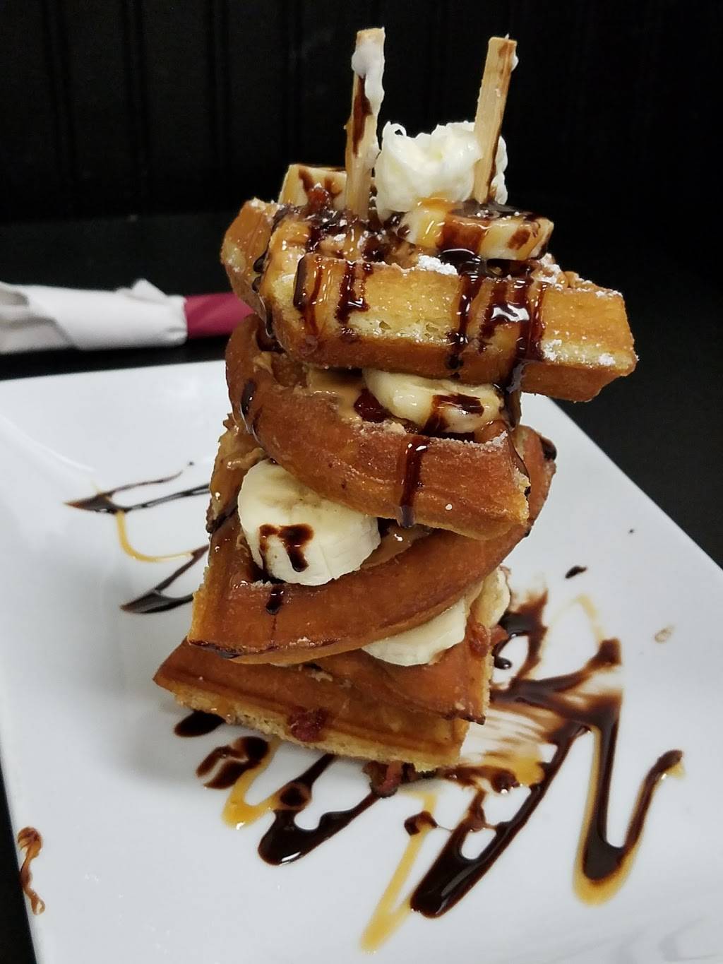 SuperChefs Breakfast & More | restaurant | 199 E Broad St, Columbus, OH 43215, USA | 6142219663 OR +1 614-221-9663