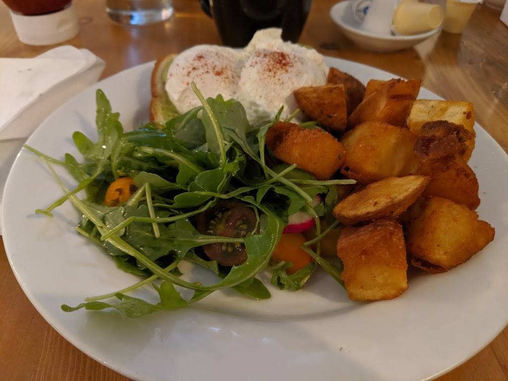 Toast On Bloor | restaurant | 3317 Bloor St W, Etobicoke, ON M8X 1E7, Canada | 4166025568 OR +1 416-602-5568