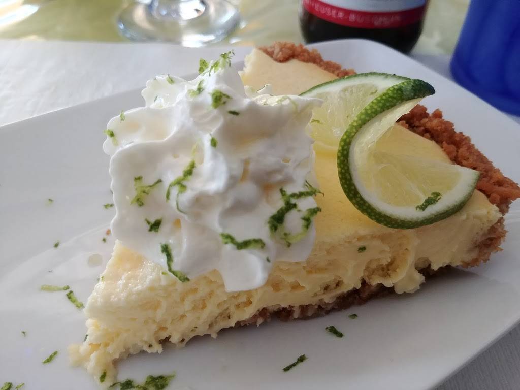 Chips Poissons et Fruits de Mer | restaurant | 3 Chemin du Richelieu, McMasterville, QC J3G 1T3, Canada | 4508134078 OR +1 450-813-4078