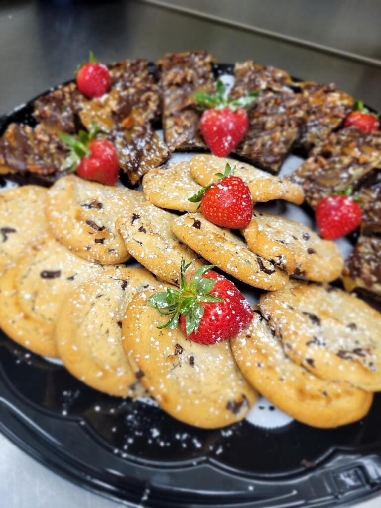 Sunrise Social | restaurant | 2258 Randall Rd, Carpentersville, IL 60110, USA | 8478440544 OR +1 847-844-0544