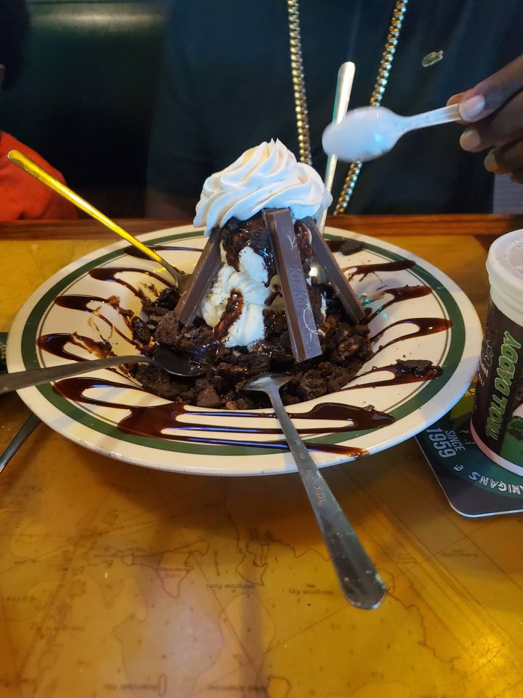 Flanigans Seafood Bar and Grill | restaurant | 2335 S State Rd 7, Wellington, FL 33414, USA | 5614220988 OR +1 561-422-0988