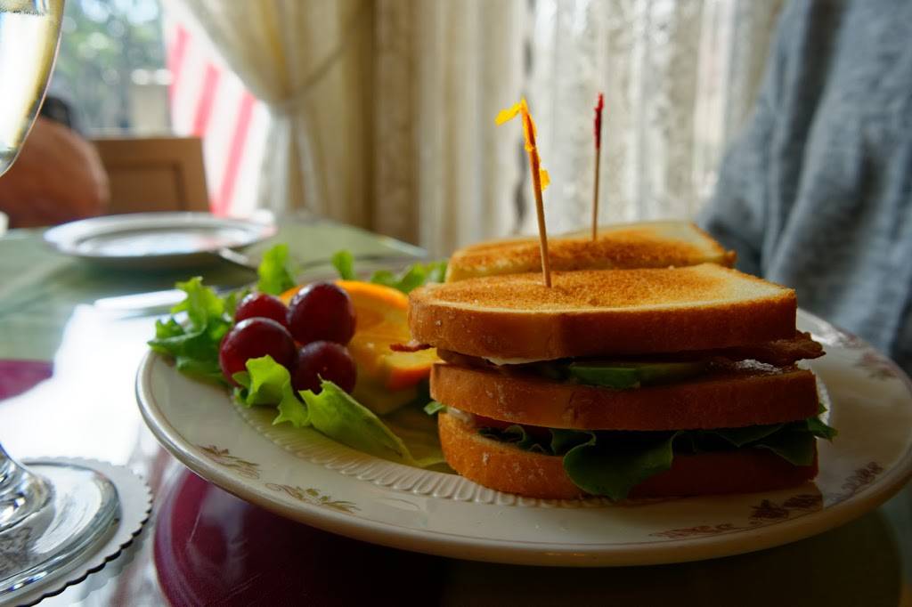 The Steinbeck House Restaurant | restaurant | 132 Central Ave, Salinas, CA 93901, USA | 8314242735 OR +1 831-424-2735