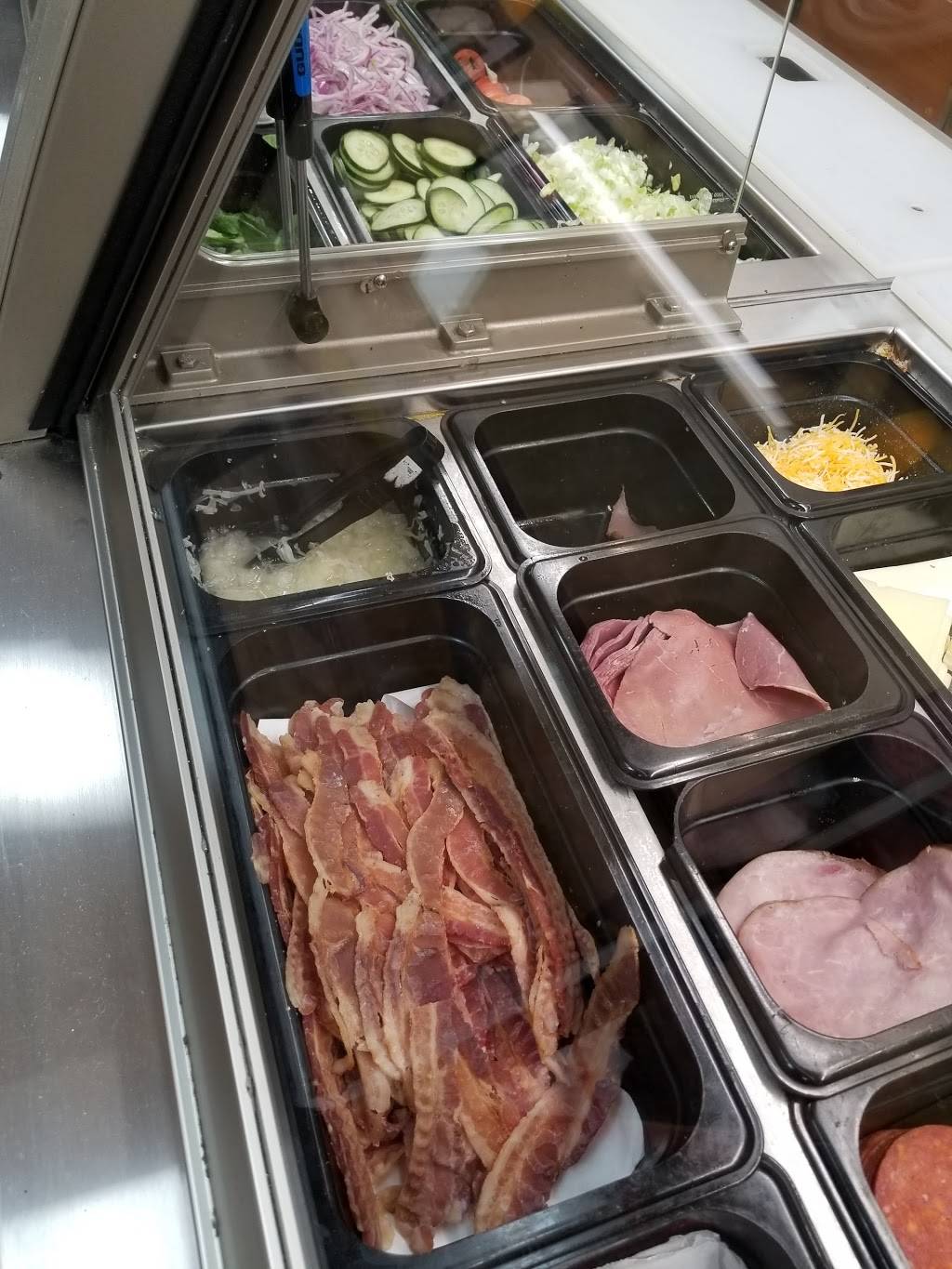 Subway Restaurants | restaurant | 6920 S Ashland Ave Unit D, Chicago, IL 60636, USA | 7737763540 OR +1 773-776-3540