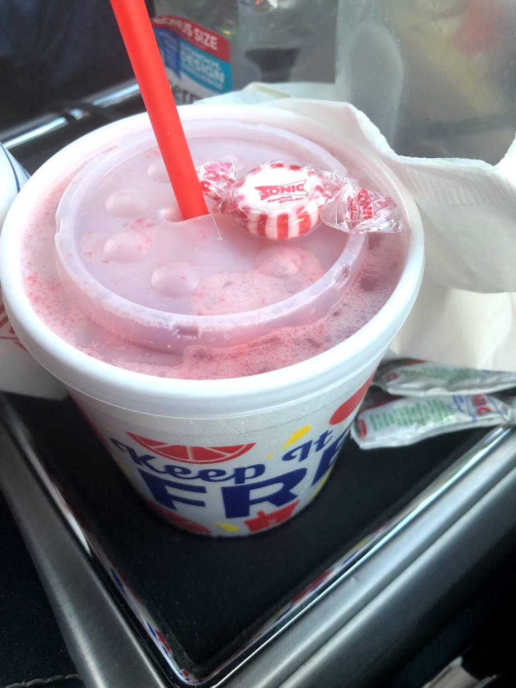 Sonic Drive-In | restaurant | 8000 E Golf Links Rd, Tucson, AZ 85730, USA | 5202966262 OR +1 520-296-6262