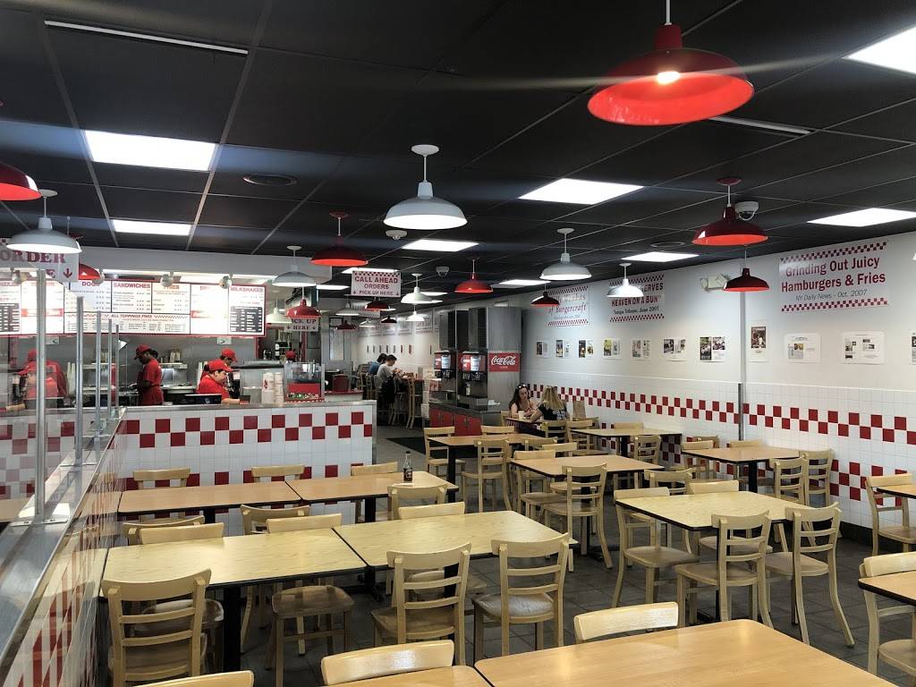 Five Guys | meal takeaway | 1413 4th St SE, Minneapolis, MN 55414, USA | 6123555500 OR +1 612-355-5500