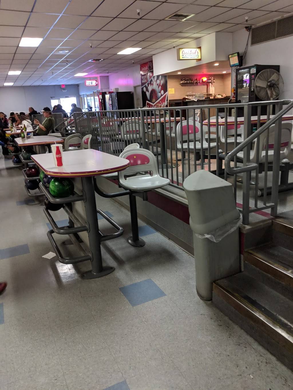 4th Street Bowl | cafe | 1441 N 4th St, San Jose, CA 95112, USA | 4084535555 OR +1 408-453-5555