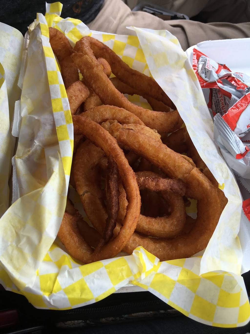 The Knuckle Sandwich | restaurant | 9500 IN-144, Martinsville, IN 46151, USA | 3174225767 OR +1 317-422-5767