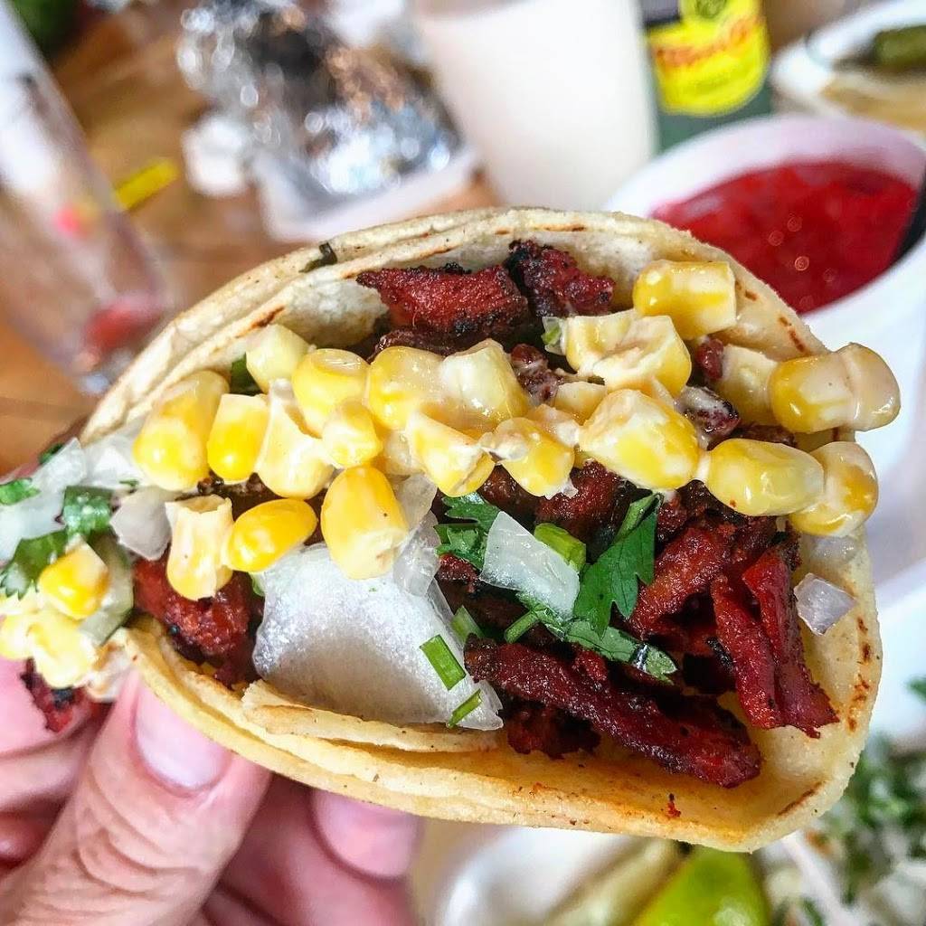 Trompo Taqueria & Burgers | restaurant | 2334 W Buckingham Rd #370, Garland, TX 75042, USA | 4699310786 OR +1 469-931-0786