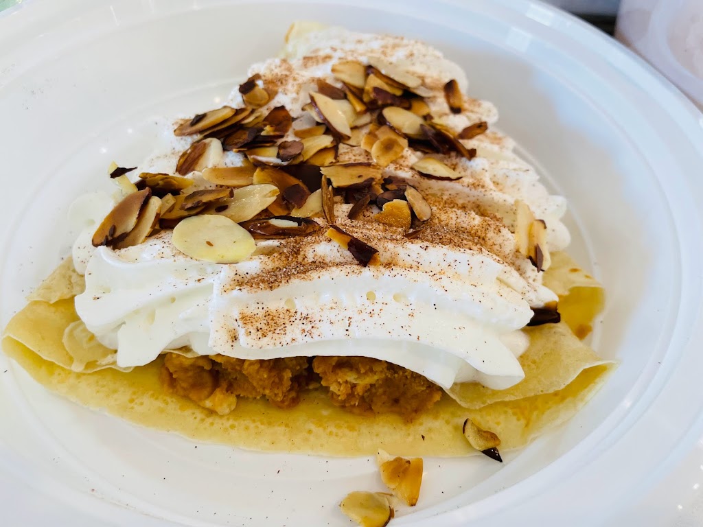 Aux Delices | restaurant | 129 Herman Melville Ave, Newport News, VA 23606, USA | 7575865584 OR +1 757-586-5584