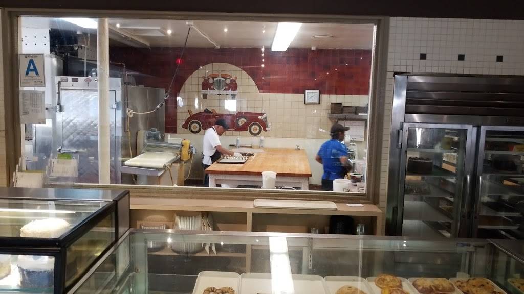 Lennys Deli | bakery | 2379 Westwood Blvd, Los Angeles, CA 90064, USA | 3104755771 OR +1 310-475-5771