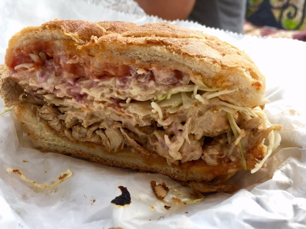 La Cocina de Lucia | restaurant | 9th St &, W Bristol St, Philadelphia, PA 19140, USA | 2673399703 OR +1 267-339-9703