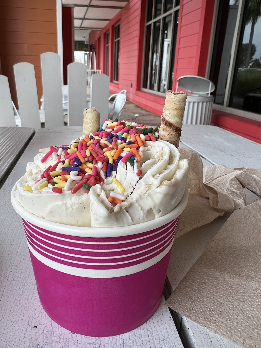 Curly Cream Rolled Icecream | restaurant | 101 Bluefish Dr #110, Panama City Beach, FL 32413, USA | 8505888571 OR +1 850-588-8571