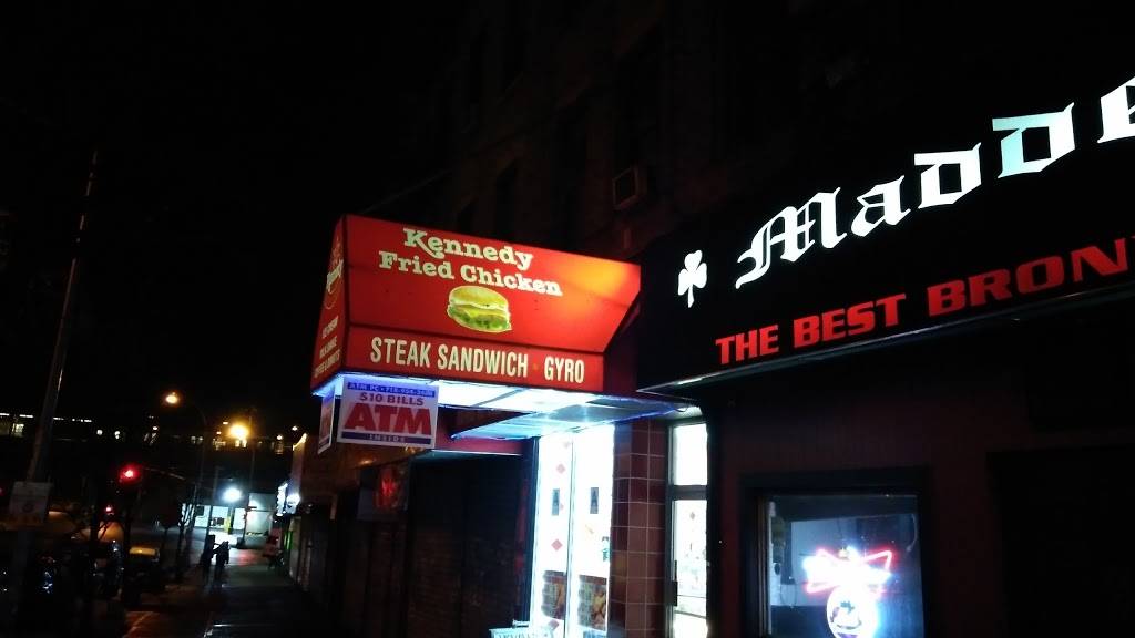 Kennedy Fried Chicken | restaurant | 25 Bedford Park Blvd, Bronx, NY 10468, USA | 7186846364 OR +1 718-684-6364
