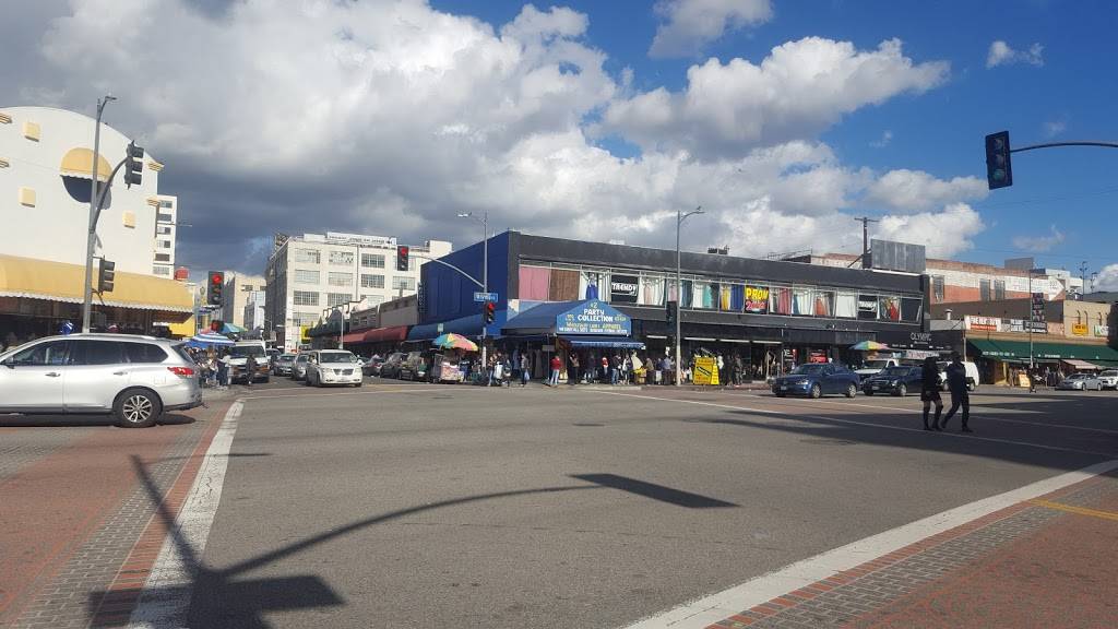 Baby Lobster | restaurant | 1001 Maple Ave, Los Angeles, CA 90015, USA | 2137470605 OR +1 213-747-0605