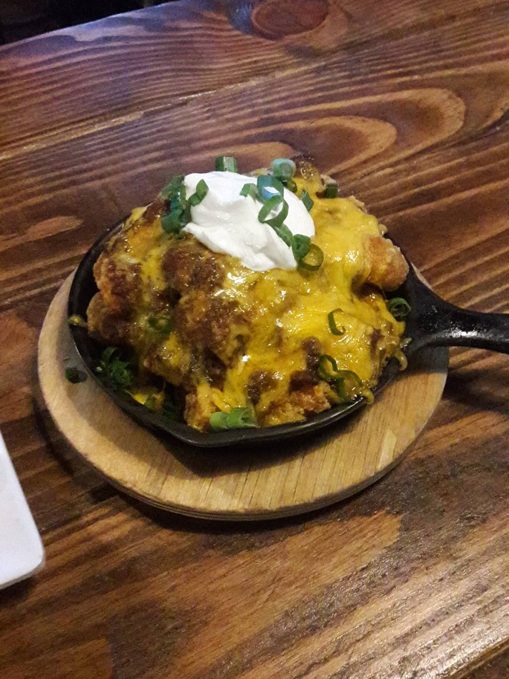 Edna Vees | restaurant | 127 S Citrus Ave, Covina, CA 91723, USA | 6263398844 OR +1 626-339-8844