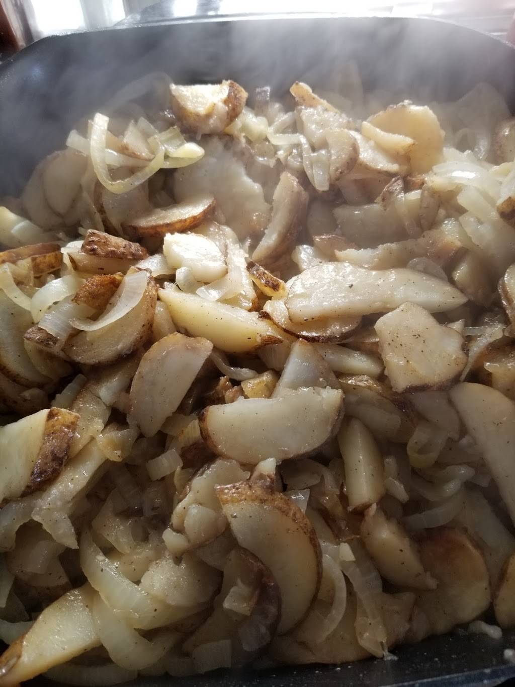 PIGGS R US BBQ | restaurant | 218 N Gateway Ave, Rockwood, TN 37854, USA | 8656040954 OR +1 865-604-0954