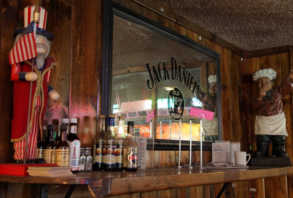 Joes Great American Bar & Grill | restaurant | 4311 W Magnolia Blvd, Burbank, CA 91505, USA | 8187290805 OR +1 818-729-0805