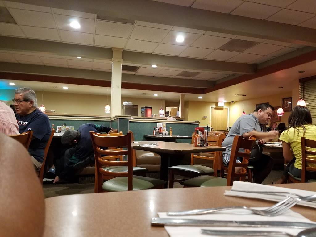 Dennys | restaurant | 2691 Navajo Rd, El Cajon, CA 92020, USA | 6194606420 OR +1 619-460-6420