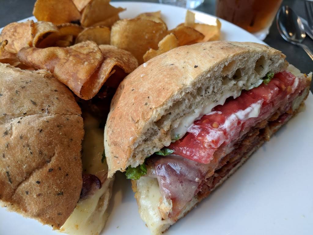 The Mill on MacArthur | restaurant | 4023 MacArthur Ave, Richmond, VA 23227, USA | 8047161196 OR +1 804-716-1196