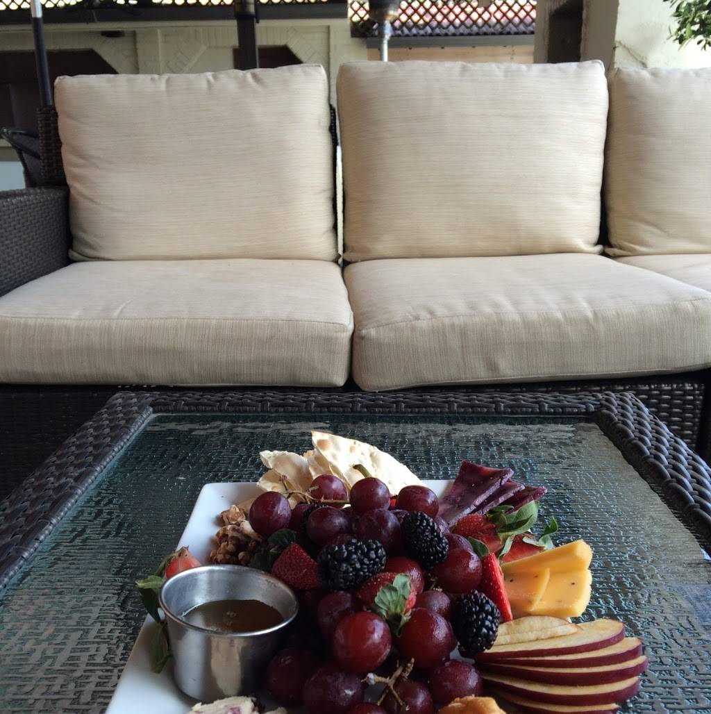 Piola Italian Restaurant & Garden | restaurant | 3700 Mattison Ave, Fort Worth, TX 76107, USA | 8179890007 OR +1 817-989-0007