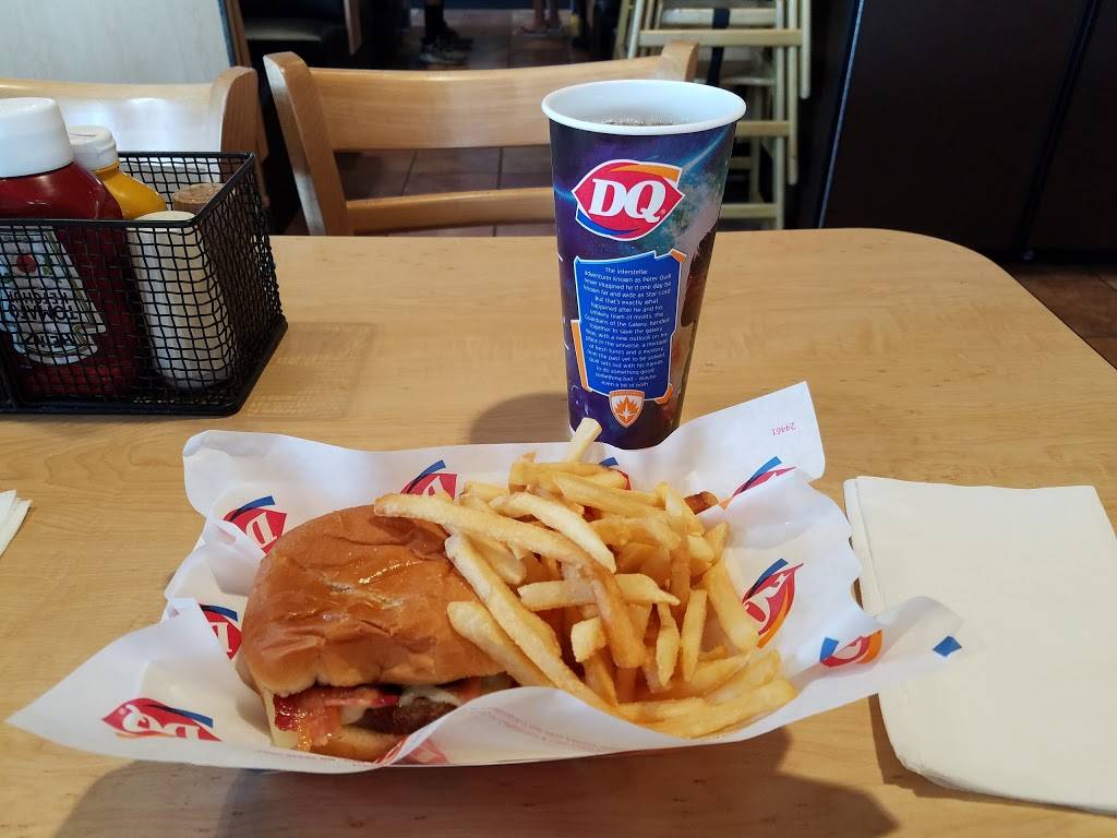 Dairy Queen Grill & Chill | restaurant | 13316 US-301 S, Riverview, FL 33578, USA | 8136712376 OR +1 813-671-2376