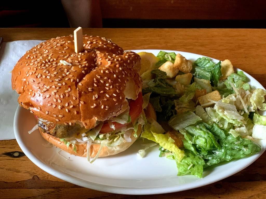 McMenamins Cornelius Pass Roadhouse | restaurant | 4045 NE Cornelius Pass Rd, Hillsboro, OR 97124, USA | 5036406174 OR +1 503-640-6174