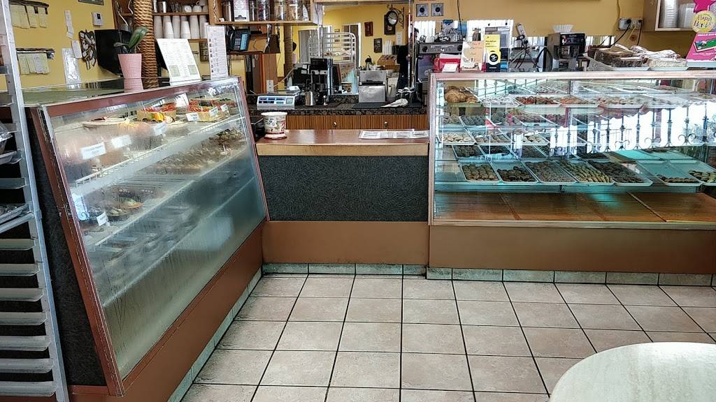 Sara J Pastries & Cakes | bakery | 7307 Canoga Ave, Canoga Park, CA 91303, USA | 8183476241 OR +1 818-347-6241