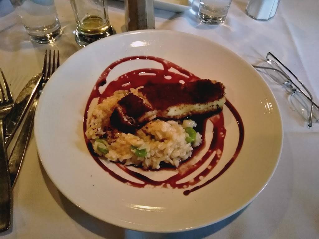 Table 5 | restaurant | 126 E Main St, Northville, MI 48167, USA | 2483056555 OR +1 248-305-6555