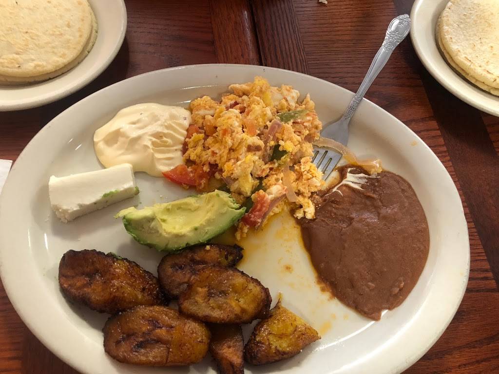 El Manjar | restaurant | 7218 N Armenia Ave, Tampa, FL 33604, USA | 8134474652 OR +1 813-447-4652