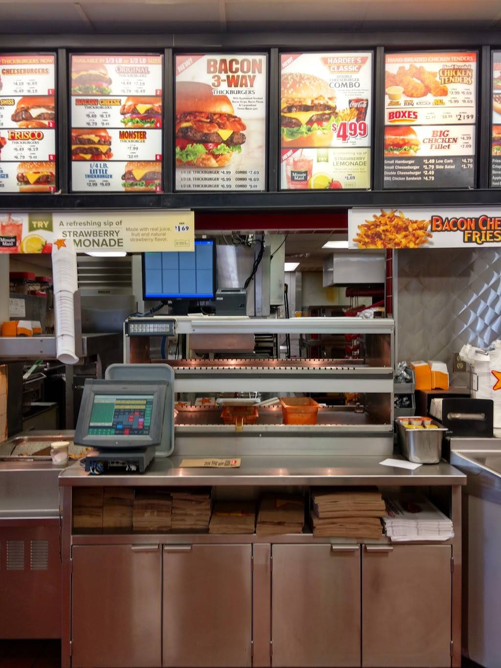 Hardees | restaurant | 401 W Dearborn St, Havana, IL 62644, USA | 3095433080 OR +1 309-543-3080