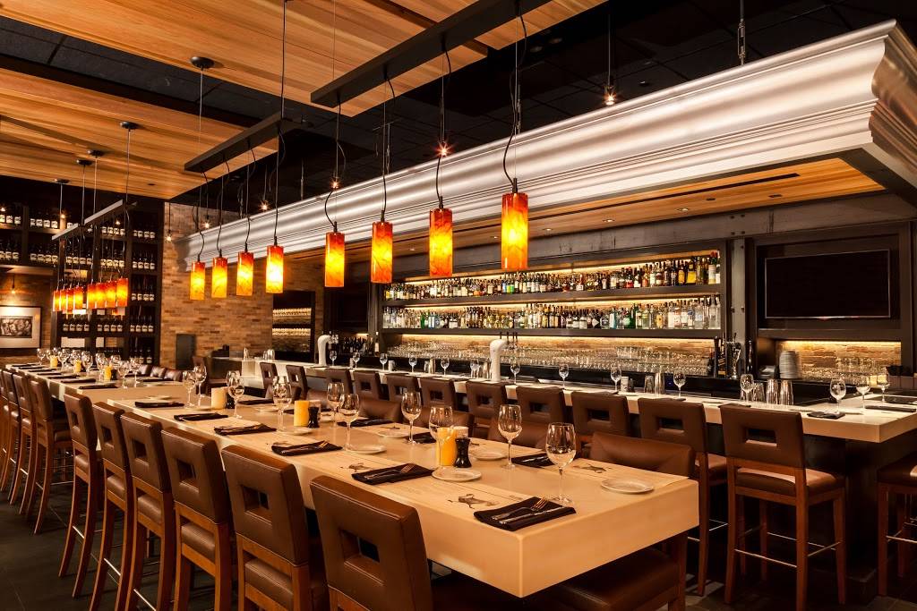 Paul Martins American Grill | restaurant | 6186 N Scottsdale Rd, Scottsdale, AZ 85253, USA | 4809919342 OR +1 480-991-9342