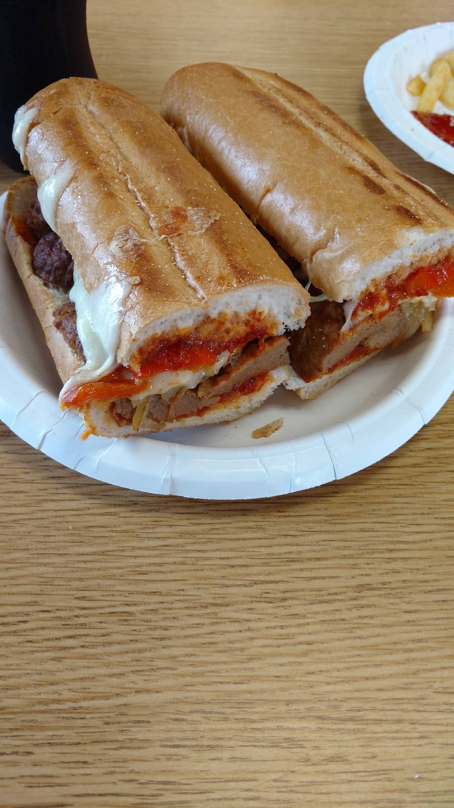 House of Pizza | restaurant | 206 Division St, Pawtucket, RI 02860, USA | 4017259433 OR +1 401-725-9433