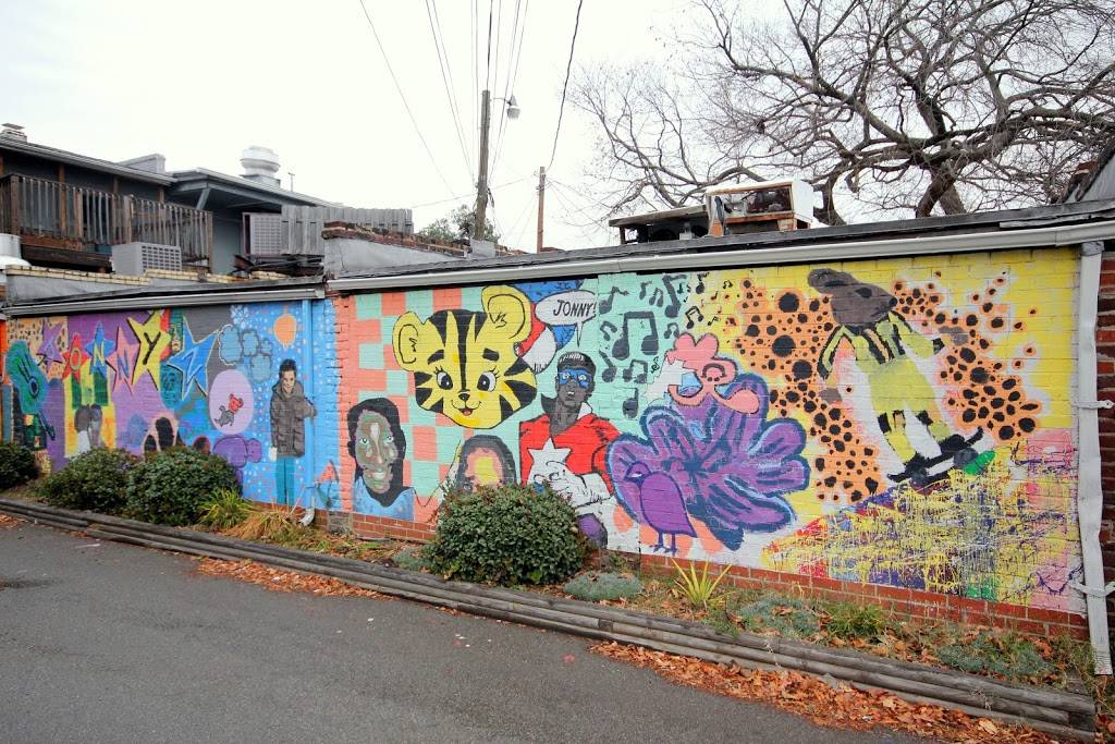 Joes Inn the Fan | restaurant | 205 N Shields Ave, Richmond, VA 23220, USA | 8043552282 OR +1 804-355-2282