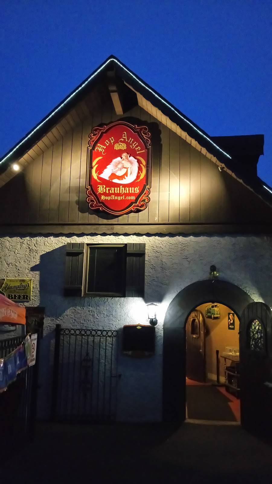 Hop Angel Brauhaus | restaurant | 7980 Oxford Ave, Philadelphia, PA 19111, USA | 2154371939 OR +1 215-437-1939