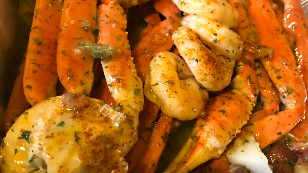 House of Krustaceans | restaurant | 109 Fairfield Ave, Upper Darby, PA 19082, USA | 2158277870 OR +1 215-827-7870