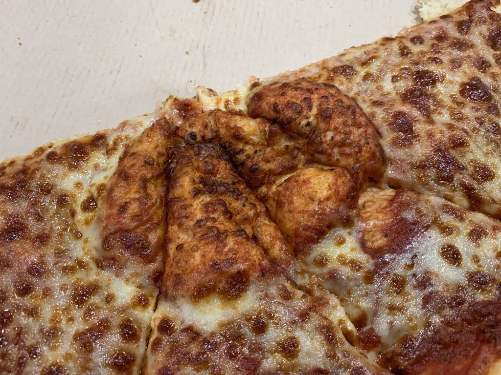 Little Caesars Pizza | meal takeaway | 21038 US-281, San Antonio, TX 78258, USA | 2104675790 OR +1 210-467-5790