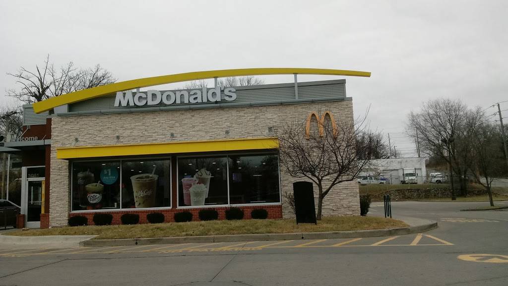 McDonalds | cafe | 3051 Van Brunt Blvd, Kansas City, MO 64128, USA | 8168617282 OR +1 816-861-7282