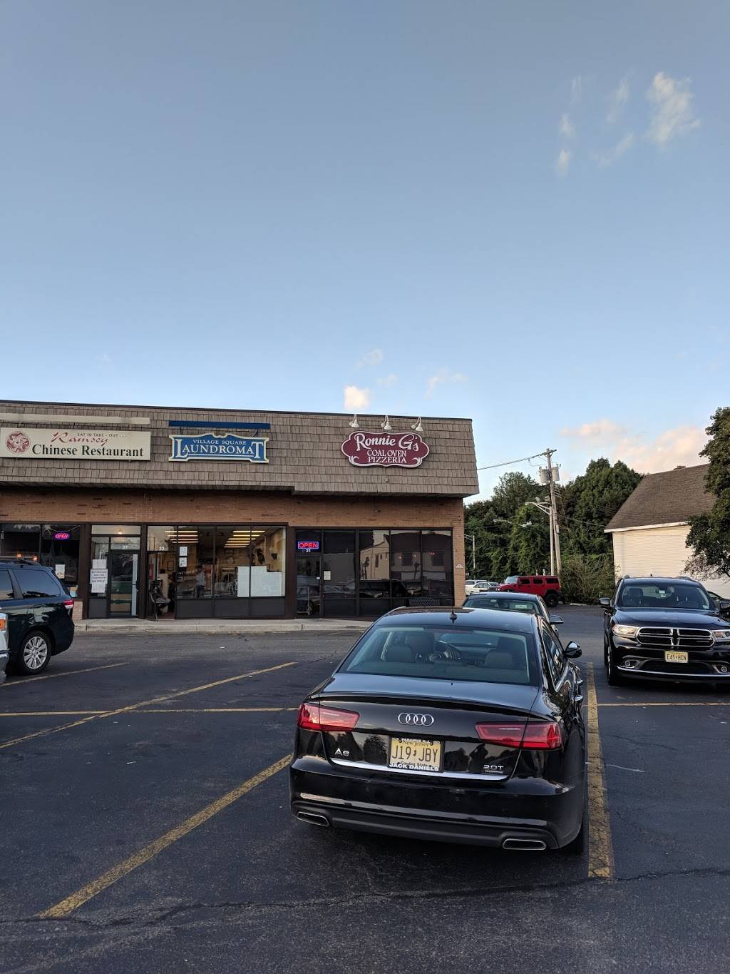 Favales Trattoria | restaurant | 31 W Main St, Ramsey, NJ 07446, USA | 2019346000 OR +1 201-934-6000