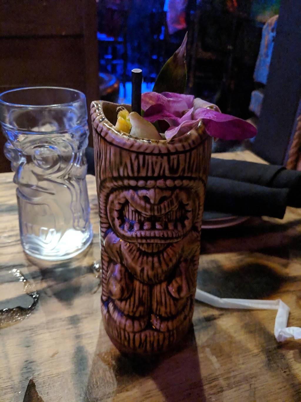 Madhouse Lounge | night club | 1044 Greenwood Ave NE, Atlanta, GA 30306, USA | 8332858454 OR +1 833-285-8454