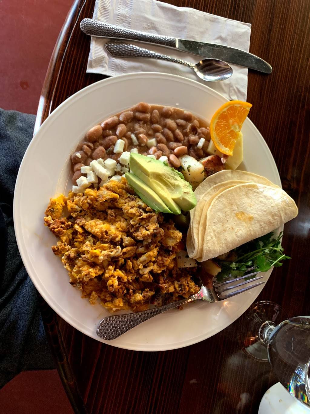 Deetjens Restaurant | restaurant | 48865 CA-1, Big Sur, CA 93920, USA | 8316672378 OR +1 831-667-2378