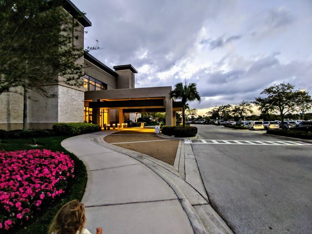 Chipotle Mexican Grill | restaurant | 4200 Conroy Rd Ste N-257, Orlando, FL 32839, USA | 3214006563 OR +1 321-400-6563