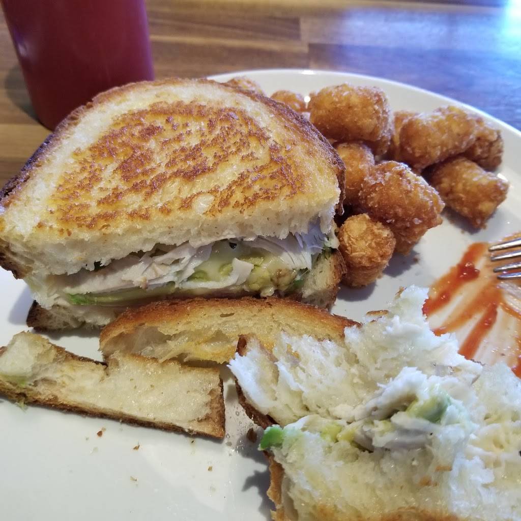 Uncle Eddies Public House - All Ages Welcome | restaurant | 8601 14th Ave S, Seattle, WA 98108, USA | 2066863254 OR +1 206-686-3254