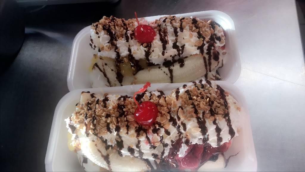 Rainbow Drive-in Express | restaurant | 210 S Cain St, Visalia, CA 93292, USA | 5597472200 OR +1 559-747-2200