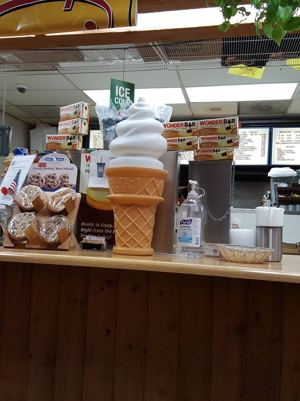 Tonys Steamers of Winfield | restaurant | 27 W 213 Geneva Rd, Winfield, IL 60190, USA | 6306652050 OR +1 630-665-2050